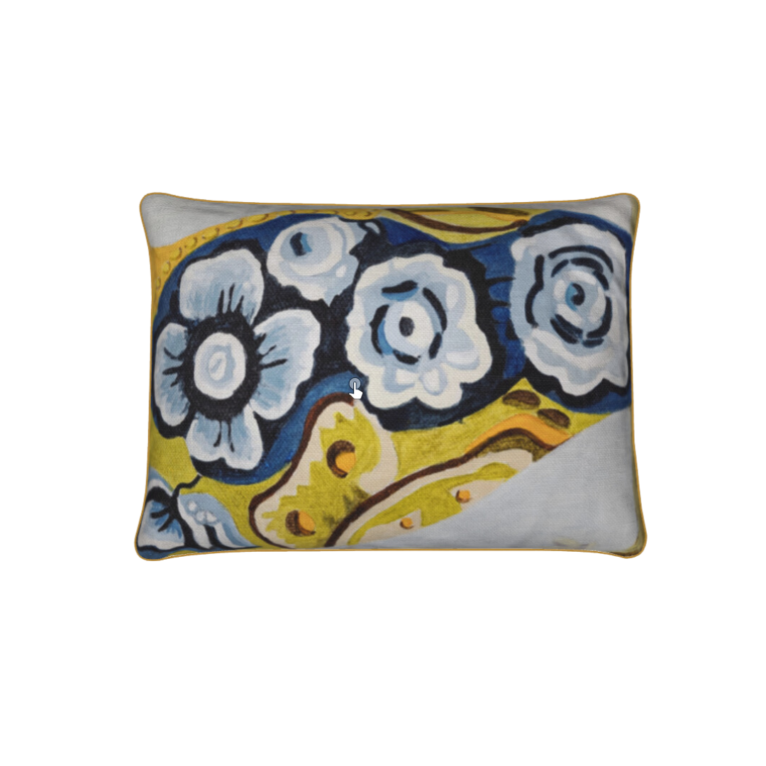 KTH Soft Velvet Cushion - A Deer a Detail