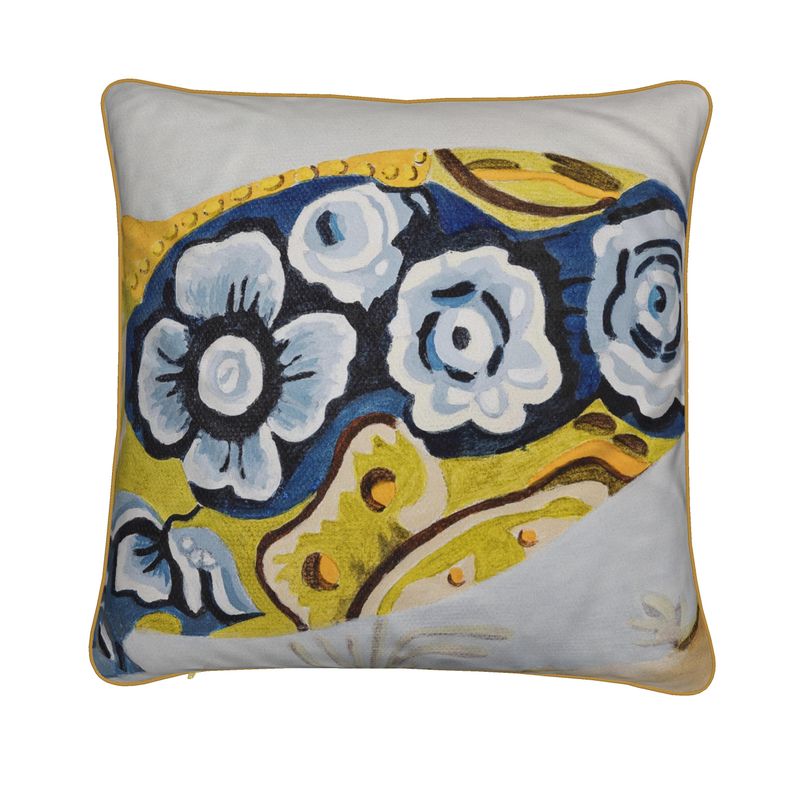 KTH Soft Velvet Cushion - A Deer a Detail